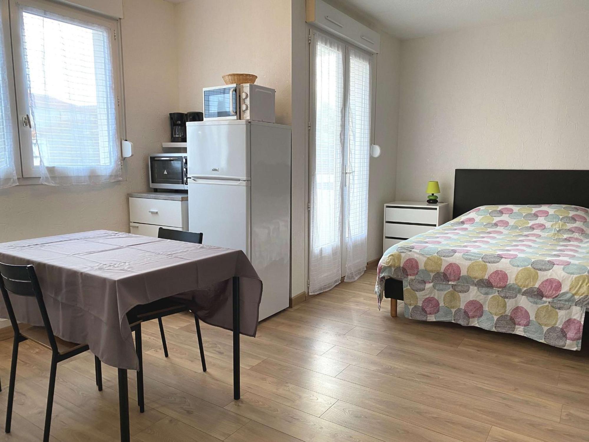 Studio Renove Avec Balcon, Proche Commerces, Wifi Et Cellier Privatif - Balaruc-Les-Bains. - Fr-1-553-13 Екстер'єр фото